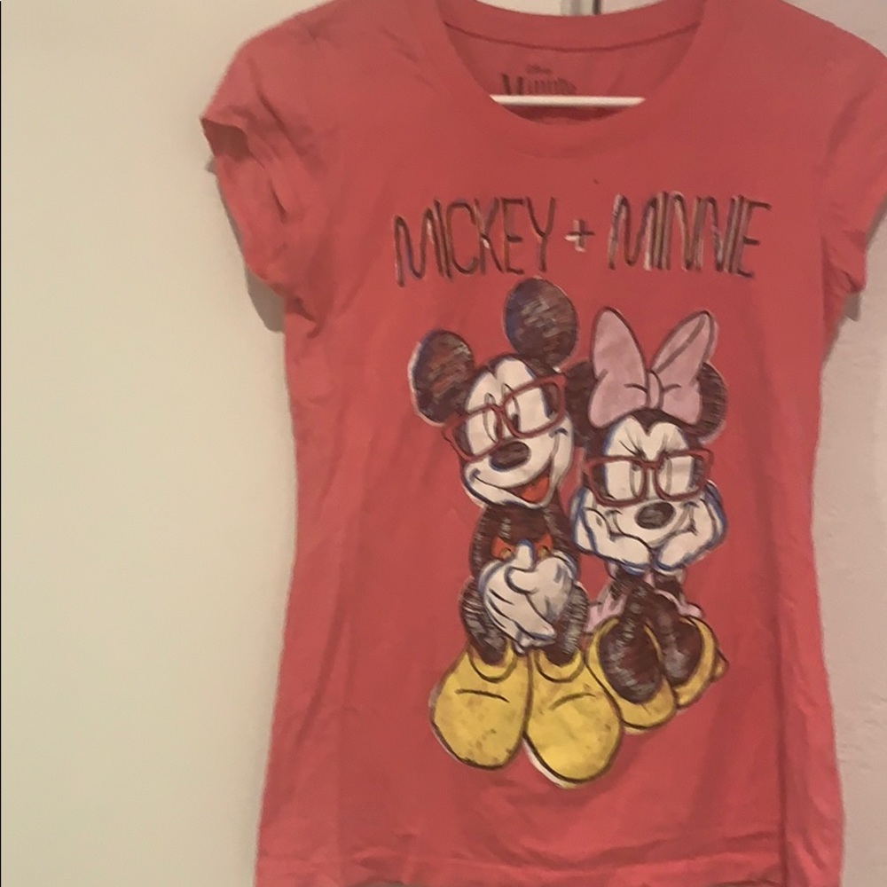 Disney used t-shirt - Minny &Mickey
